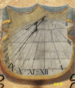 Cadran solaire "Hôtel des Vins" - 68, rue JJ. Rousseau - Paris -