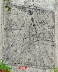 cadran_solaire_cour_etoile_d_or