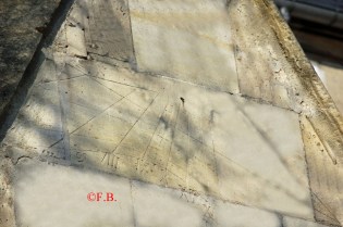 cadran_solaire_eglise_st_medard