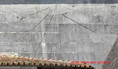 cadran-solaire-eglise-sainte-euthrope-17